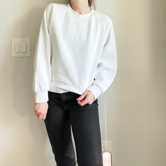 Zara White Cropped Minimalist Sweatshirt - Picture 3 of 8